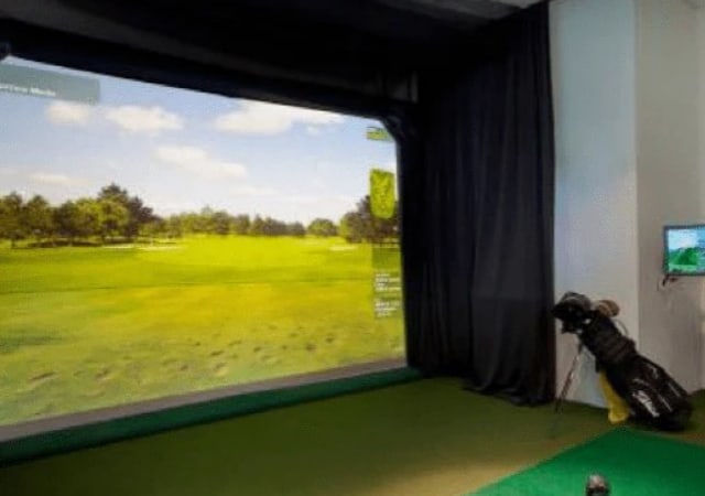 hd golf simulator features