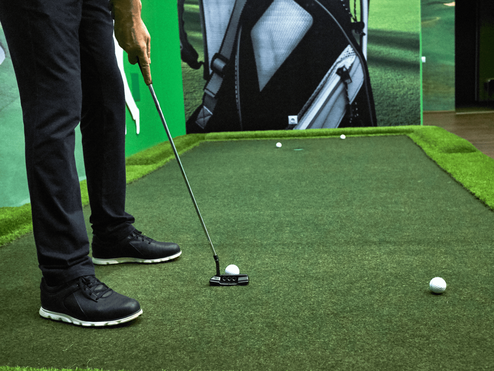 golf simulators small space