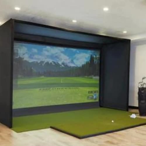 distance between the hitting area and the impact screen.