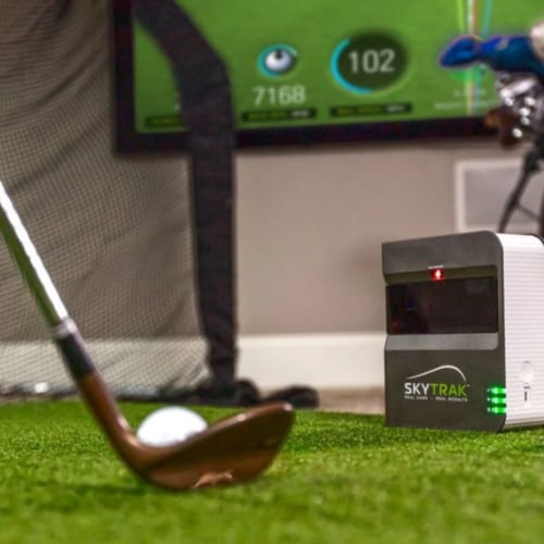 using skytrak launch monitor