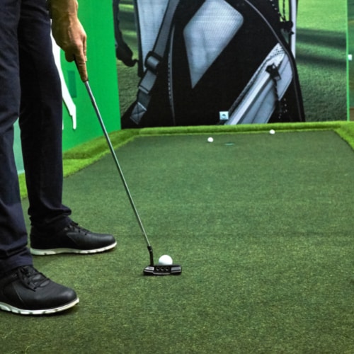 golf simulator practice