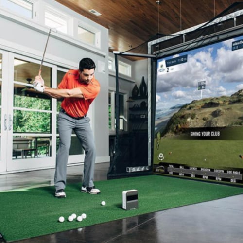 skytrak homecourse retractable screen golf simulator