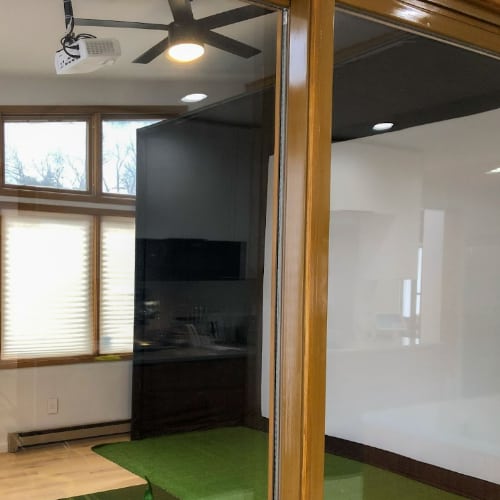 projector with wide screen