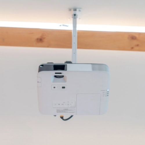 projector mount material